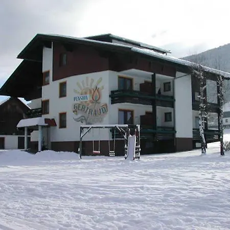 Gertraud באד קליניקירשהיים